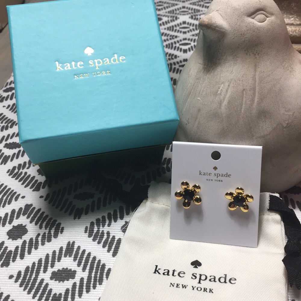 Kate Spade Spring Bloom Studs - NIB & Dust Bag - Picture 2 of 3